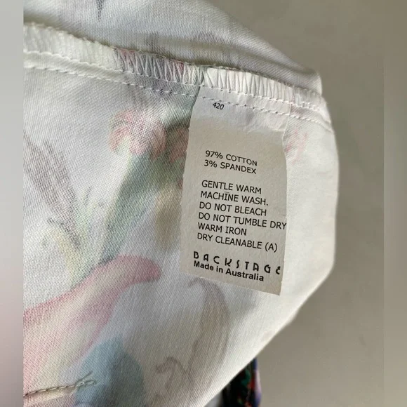 Backstage California White Tropical Colorful Print Shorts XXS Revolve - Picture 7 of 7